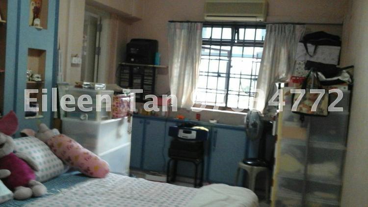 Blk 11 Lorong 8 Toa Payoh (Toa Payoh), HDB 4 Rooms #93426782